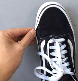 從“耐穿”到“產(chǎn)地質(zhì)疑” 對(duì)運(yùn)動(dòng)鞋消費(fèi)的理性思考